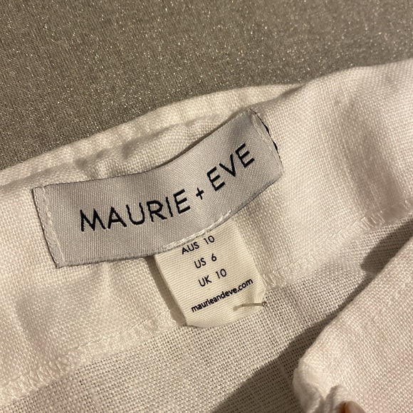 White Linen Mini Skirt with Real Mother of Pearl Buttons - Picture 9 of 13